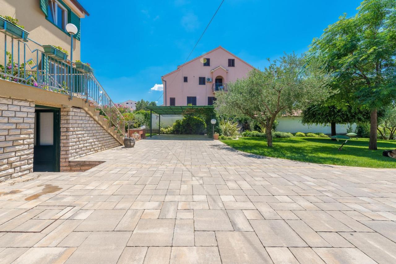 Villa Lux Nina With Six Bedrooms, Private Pool, Sauna Zadar Exterior photo