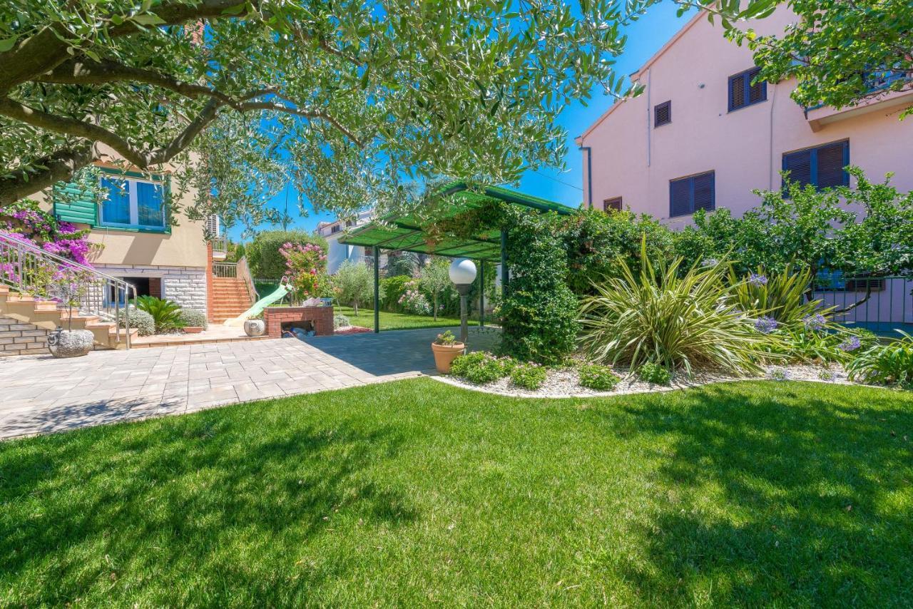 Villa Lux Nina With Six Bedrooms, Private Pool, Sauna Zadar Exterior photo