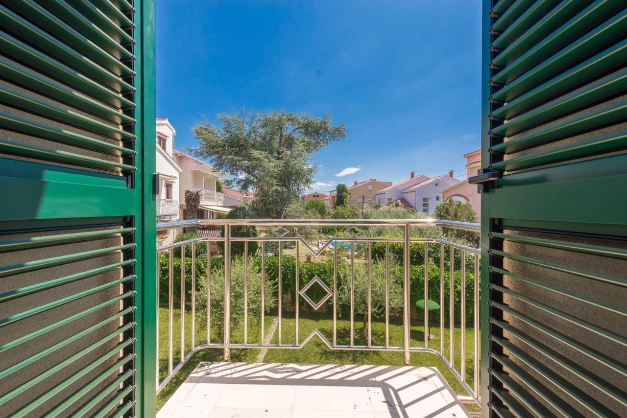 Villa Lux Nina With Six Bedrooms, Private Pool, Sauna Zadar Exterior photo